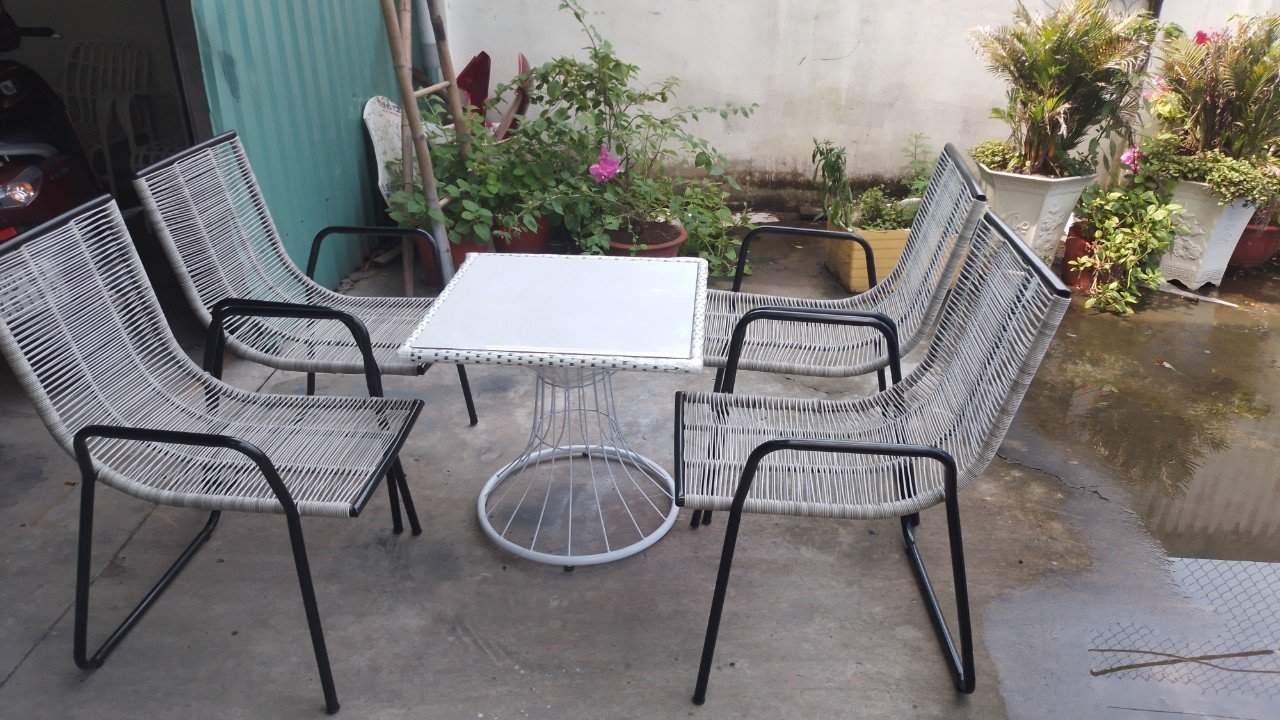 Chuyên sản xuất bàn ghế cafe sân vườn giá sỉ